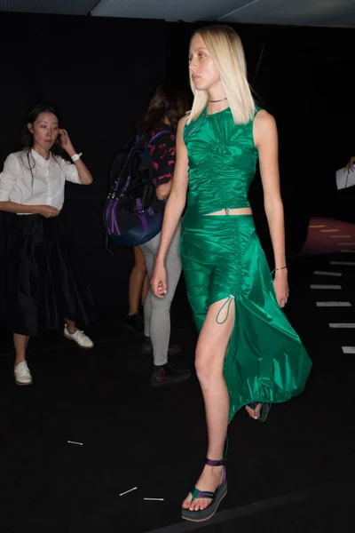 Look 52